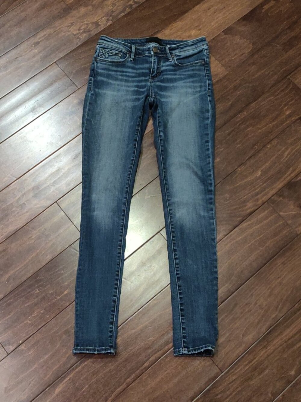 Buckle Black Fit No. 53 Distressed Skinny Jeans In Med Wash Size 26x32